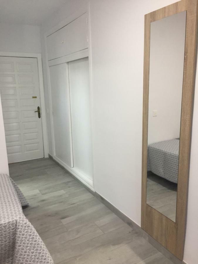 Carihuela Palace Beach Apartman Torremolinos Kültér fotó